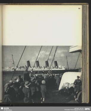 Die "Bremen" begegnet der "Maurentania"
