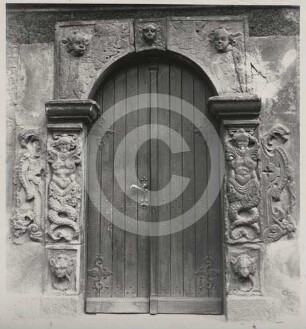 Renaissance-Portal der katholischen Pfarrkirche Hirschberg