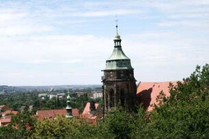 Pirna: Marienkirche im städtischen Umfeld