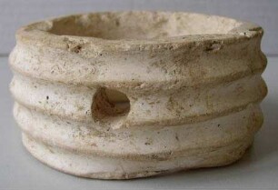 Armreif mit Reliefdekor