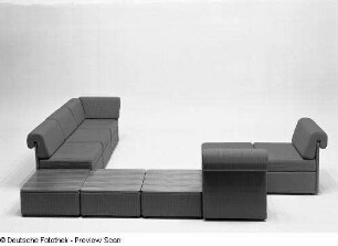 Sitzgruppe (Modell 5338)