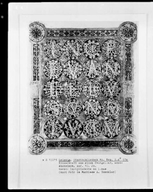Einzelblatt aus einem Evangeliar / Handschrift: Incipit-Seite zu Lukas