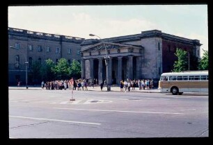Ehrenmal 9.6.73.