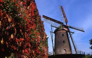 Xanten - Windmühle : Windmühle. Aufgenommen in Xanten 2001