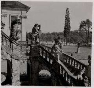 Prag, Schloss Troja, Stiege