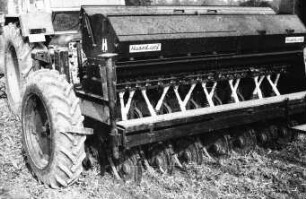 Fotografie: Drillmaschine, Drillsaat, Getreide, Kastendrillmaschine, Scheibensäschar