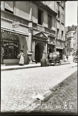 Neuchâtel, Rue du Trésor mit der Maison des Halles