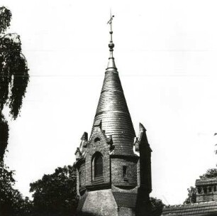 Cottbus, Am Großen Spreewehr 6. Klärwerk (1898-1902). Kirche? (Verwaltungssgebäude?). Turmaufsatz