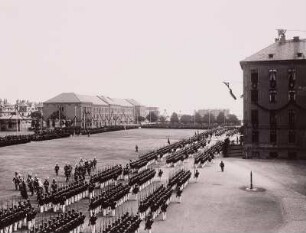 Friedrich August III., König von Sachsen, und Großherzog Friedrich II. von Baden zu Besuch beim Infanterieregiment Nr. 103 der Königlich-Sächsischen Armee in der König-Albert-Kaserne in Bautzen am 17.10.1908