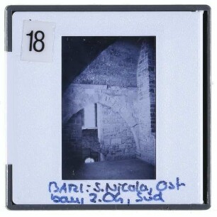 Bari, S. Nicola : Ostbau, 2. Obergeschoss