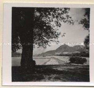 Honnef, Rhein mit Drachenfels
