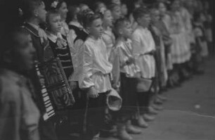 Kinderensembles aus Polen und Bulgarien : Auftritt von Volkstanzgruppen