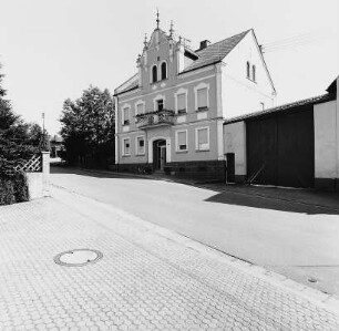 Hünstetten, Langgasse 18