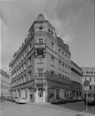 Dresden-Neustadt, Obergraben 10. Wohnhaus (1870/1880). Eckansicht