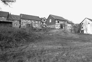 Hofanlage; Helsa, Dorfstraße 32, Dorfstraße