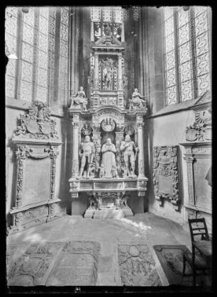 Epitaph von Graf Michael III. von Wertheim mit Gräfin Katharina von Stolberg und Graf Philipp II. von Eberstein (Ebersteinsches Epitaph)
