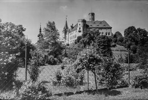 Püchau, Kirche und Schloss, Ansicht von Osten
