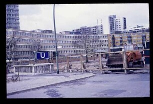 Mehringplatz 9.4.72.