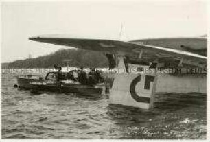 Das Transatlantik-Flugboot "Seeadler" landet auf dem Müggelsee