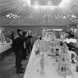 Schnitzausstellung bei Annaberg : Schnitzausstellung in Arnsfeld bei Annaberg