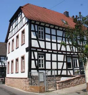 Fachwerkhaus; Dreieich, Fahrgasse 40