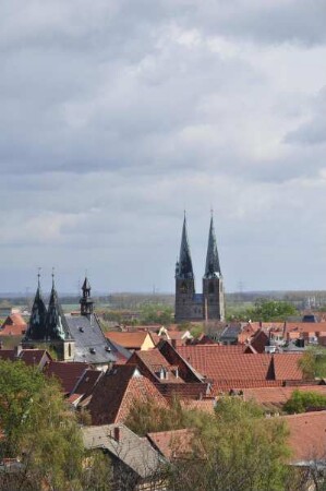 Quedlinburg - Neuendorf : Die Gasse Neuendorf in Quedlinburg, aufgenommen am 3. Mai 2014. Foto Uwe Gerig