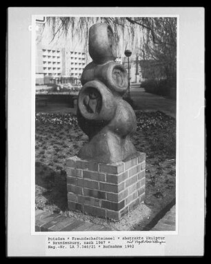 abstrakte Skulptur