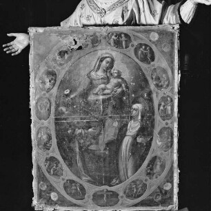 Madonna, von zwei Heiligen verehrt
