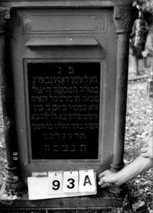 Grabstein 93A
