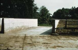 Fotografie: Ein- und Auslagerungstechnik, Flachsilo, Fahrsilo