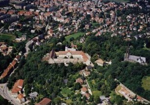 Zwickau-Oberplanitz, Schloß mit Schloßpark und Dorfkirche gegen Neu- und Niederplanitz, von Süden