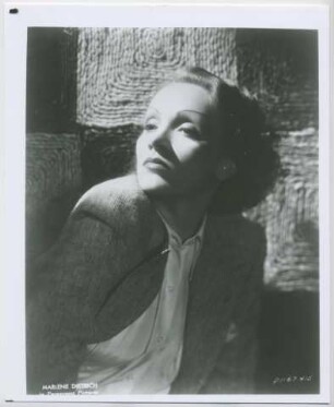 Marlene Dietrich (Beverly Hills, 1935) (Archivtitel)