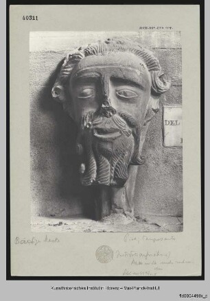Bärtige Maske