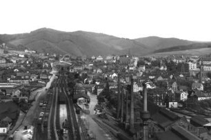 Werdohl, Stadtansicht : Werdohl. Stadtteilansicht mit Bahnhof