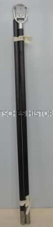 Fahnenstange mit Emblem des Freien Deutschen Gewerkschaftsbundes zu Fahne des Freien Deutschen Gewerkschaftsbundes Kreisgewerkschaftsorganisation Pritzwalk