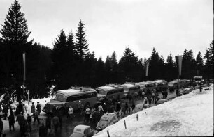 Feldberg: Autobusse; Parkplatz auf dem Feldberg