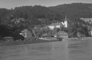 St. Nikola: Ort mit Kirche