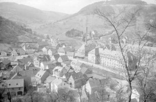 Bergnassau: Blick auf Fabrik