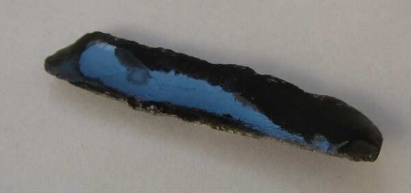 Couteau en obsidienne (fragment)