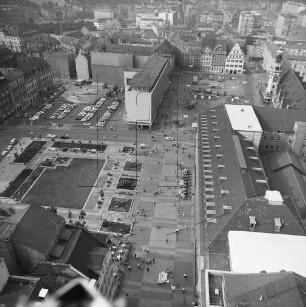Petersstraße Höhe Messehaus am Markt in Leipzig : Blickrichtung Norden zum Marktplatz