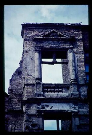 Ruine Knesebeckstr. 6.6.65.
