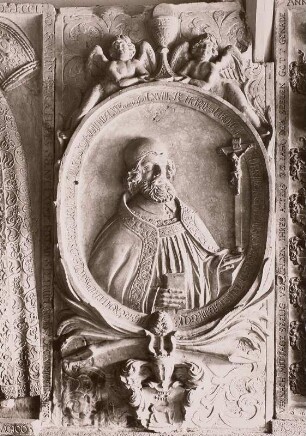 Grabmal des Dekans Petrus Franciscus Langinus von Kufferberg