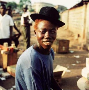 Kumasi, Portrait eines Mannes mit Hut