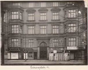 Mietshaus Lützowplatz 11, Berlin-Tiergarten: Ansicht (aus: Julius Kohte, Alt-Berlin, Bauwerke in Berlin und Charlottenburg, aufgenommen 1907-1914)