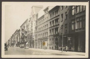 Ansichtskarte Gebäudefront an der Wilhelmstraße