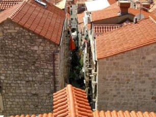 Dubrovnik: Straßenzug der Altstadt, Dachlandschaft