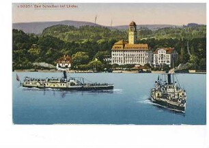 Bad Schachen am Bodensee, im Vordergrund zwei auf dem Bodensee fahrende Schiffe