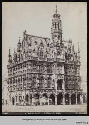 Rathaus, Oudenaarde