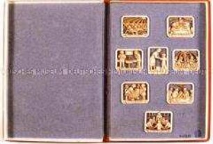 WHW-Abzeichen, Kassette mit der Serie "Im NSV-Kindergarten", Straßensammlung im Gau Kurhessen vom Januar 1942