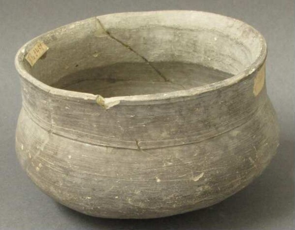 Clay vessel